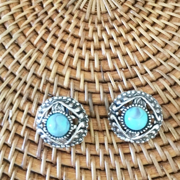 Vintage Clip On Earrings Silver Turquoise - Picture 2 of 3
